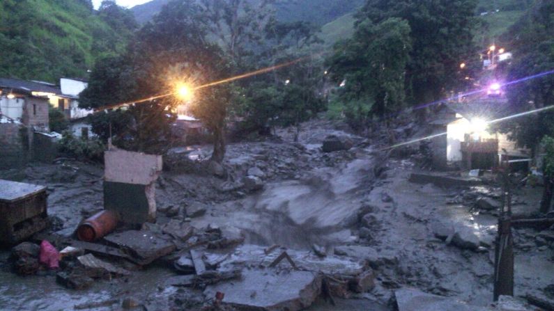 El municipio afectado se quedó sin servicio de agua por lo que de Itagüí enviarán un carrotanque con el líquido para evitar desabastecimiento.