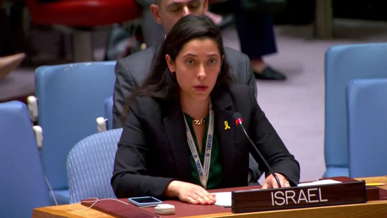 La representante de Israel ante la ONU, la alta diplomática Reut Shapir Ben-Naftaly, habla en una reunión del Consejo de Seguridad de las Naciones Unidas centrada en poner fin al conflicto este  lunes 10 de junio