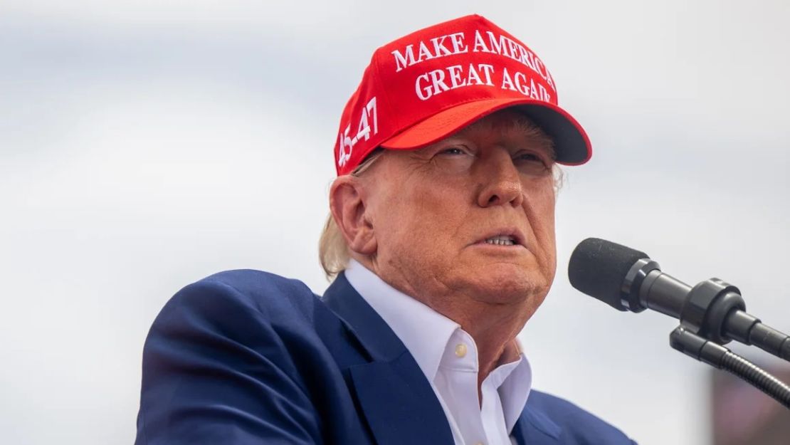 El expresidente Donald Trump habla durante un mitin de campaña en Las Vegas, Nevada, el 9 de junio. Brandon Bell/Getty Images