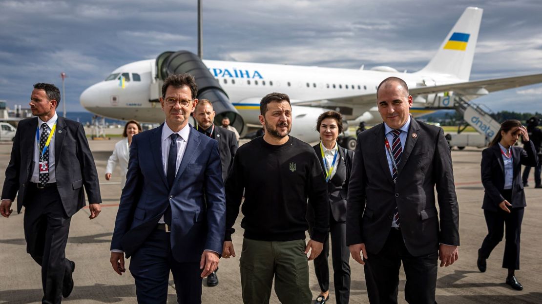 El presidente de Ucrania, Volodymyr Zelensky, llega a Suiza el viernes antes de una cumbre de paz que tendrá lugar durante el fin de semana.