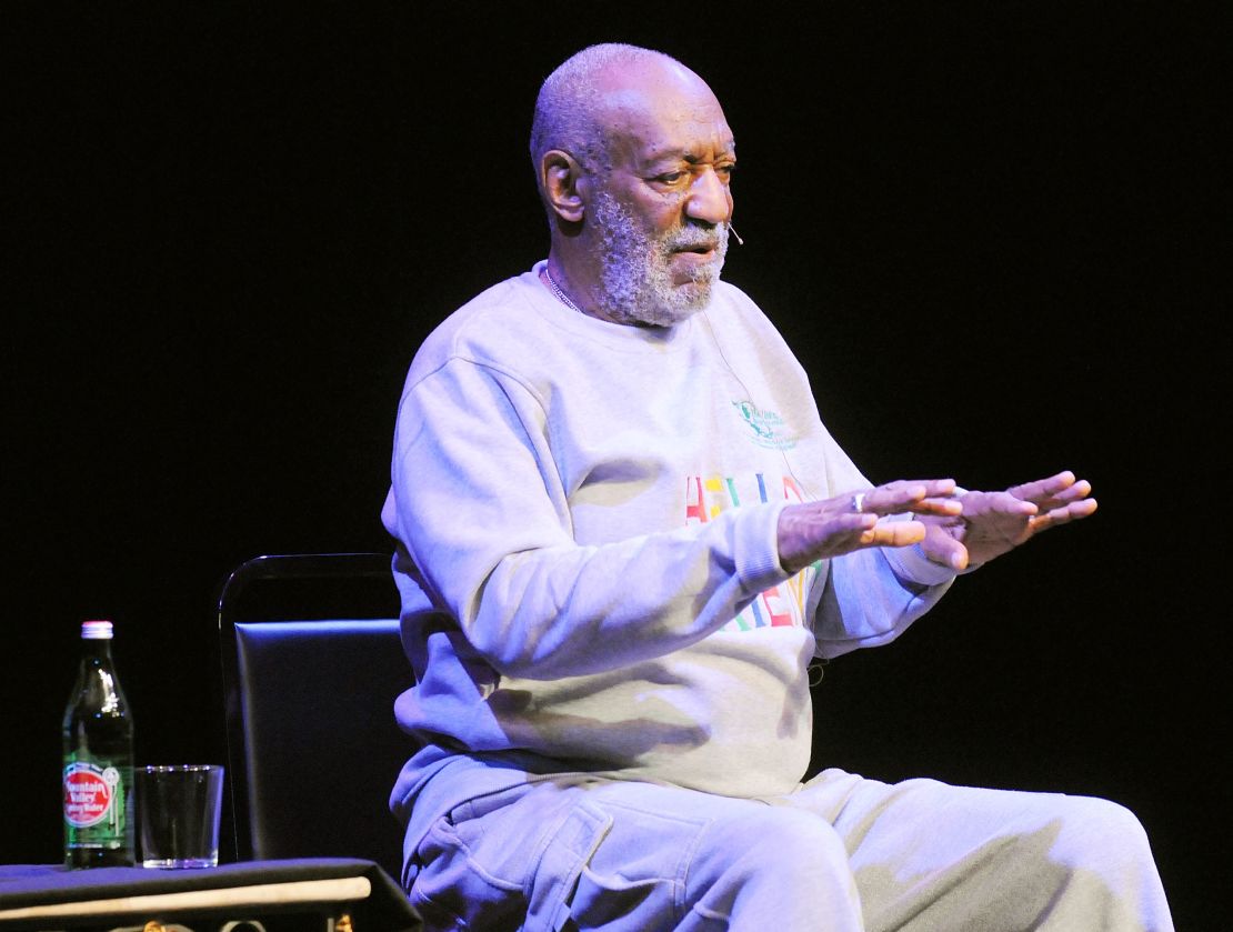 El actor Bill Cosby negó las acusaciones de violación y no ha sido acusado de ningún delito.