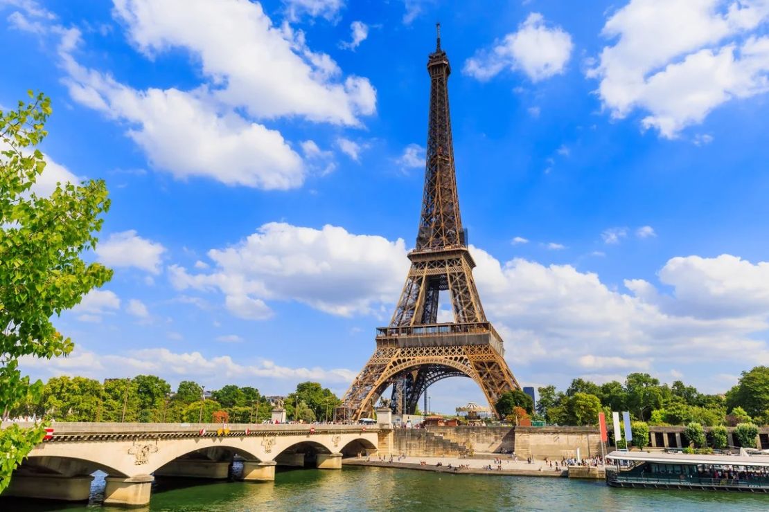 Los trabajadores del sector alimentario de París están preocupados por el colapso de la industria debido a políticas de extrema derecha. Crédito: carmengabriela/iStockphoto/Getty Images.