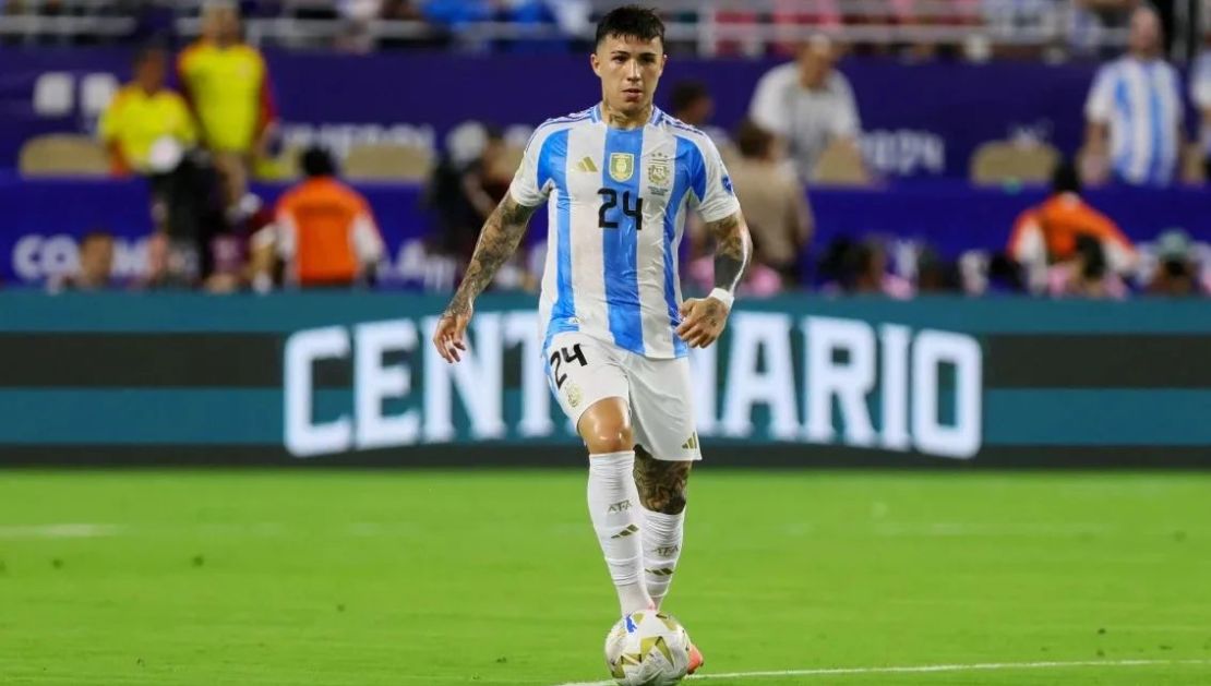 Enzo Fernández se disculpó por el cántico racista entonado por la selección argentina. (Foto: Sam Navarro/USA TODAY Deportes/Reuters).