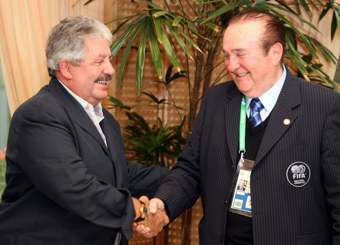 Rafael Esquivel, (izquierda) presidente de la Federación Venezolana de Fútbol