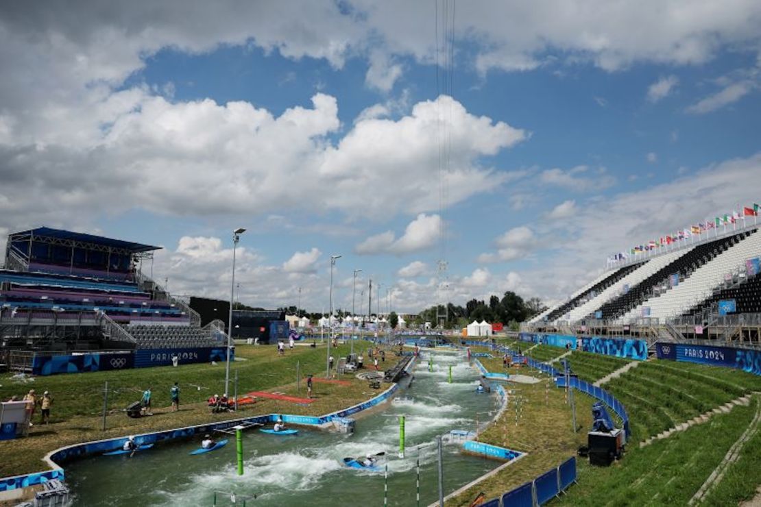 El recorrido de kayak cross en París tiene 210 metros.