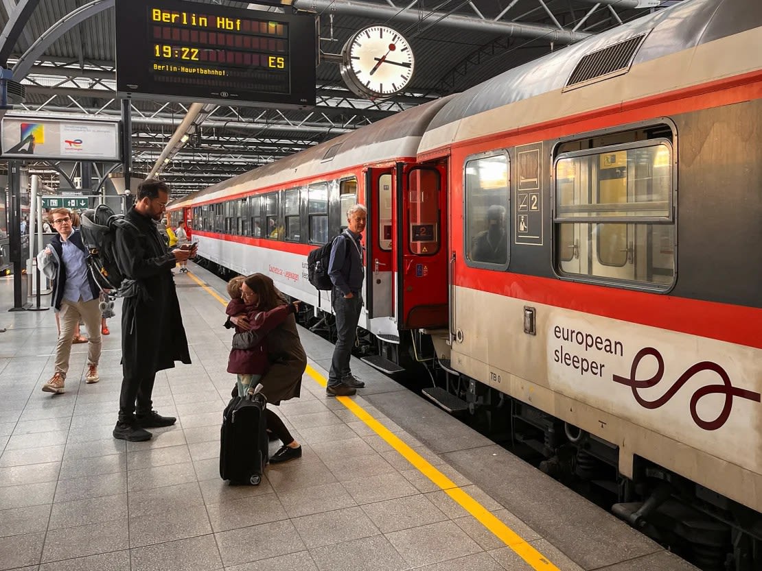 European Sleeper opera un servicio de trenes nocturnos que conecta Bruselas, Ámsterdam y Berlín.