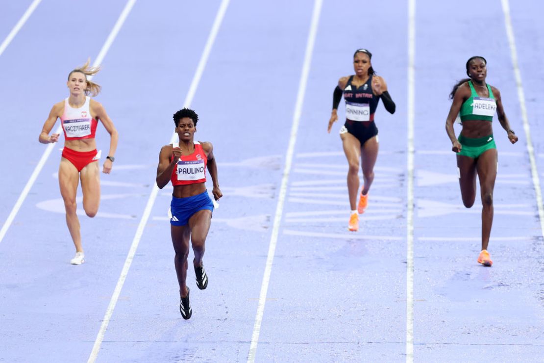 Marileidy Paulino del equipo de República Dominicana compite en la final femenina de 400 metros el día catorce de los Juegos Olímpicos París 2024 en el Stade de France el 9 de agosto de 2024 en París, Francia.