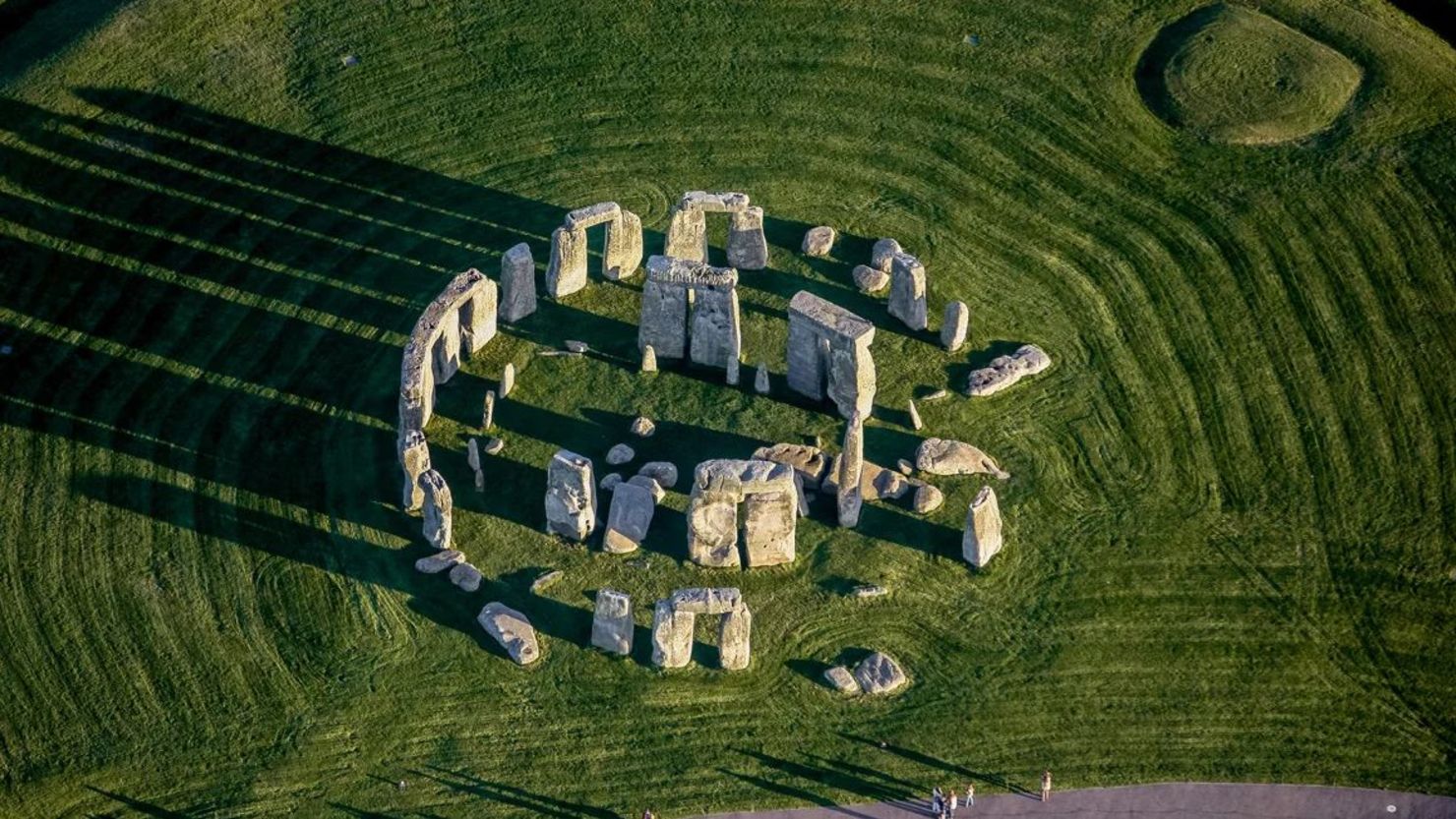 Una fotografía aérea muestra el monumento neolítico Stonehenge, ubicado en Wiltshire, Inglaterra. David Goddard/Getty Images