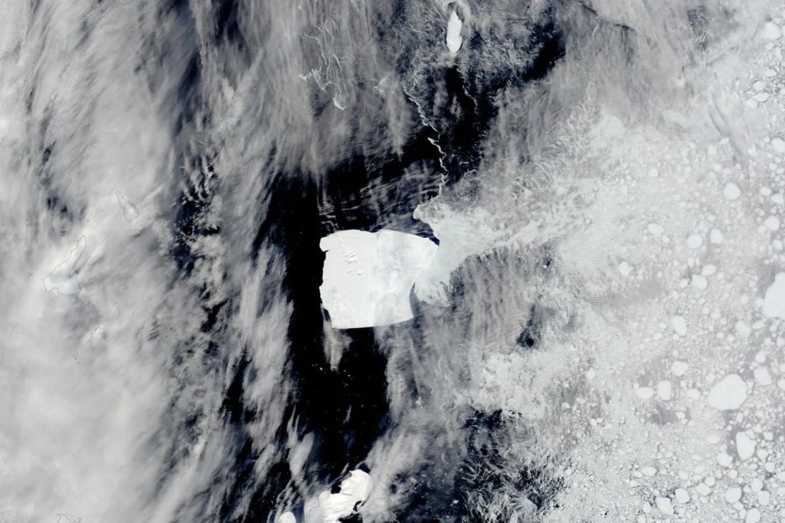 El coloso es ligeramente más grande que Rhode Island y más del doble del tamaño de la ciudad de Londres. Crédito: MODIS/NASA.