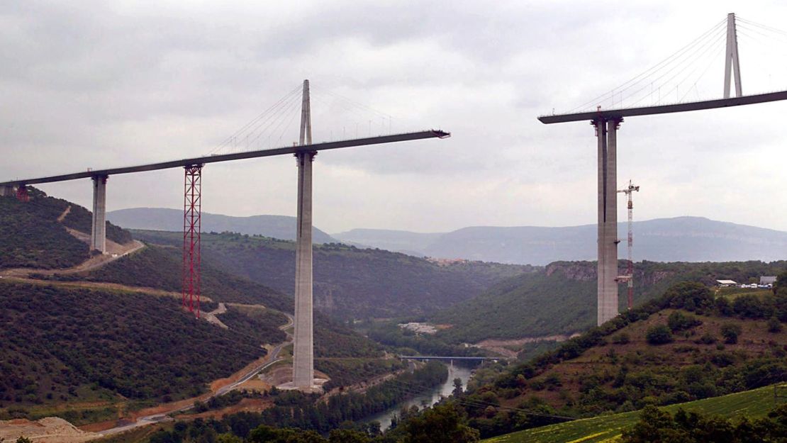 La construcción tuvo que programarse en función del viento de la zona y planificarse con precisión milimétrica. Crédito: Eric Cabanis/AFP/Getty Images