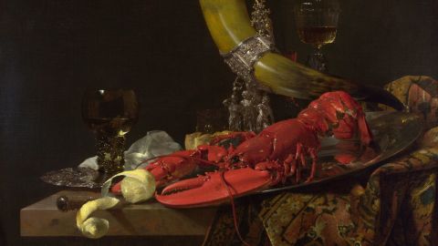 Un bodegón de Willem Kalf de 1653 representaba un conjunto de objetos de lujo, con la langosta como estrella. Los artistas flamencos de esta época pintaban escenas fastuosas de productos importados como muestra de un carácter cosmopolita, poder y riqueza. Crédito: Fine Art Images/Heritage Images/Getty Images