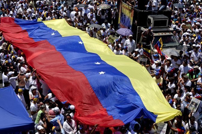 Los manifestantes atendieron al llamado hecho, en video desde la cárcel, por el líder de Voluntad Popular, Leopoldo López.