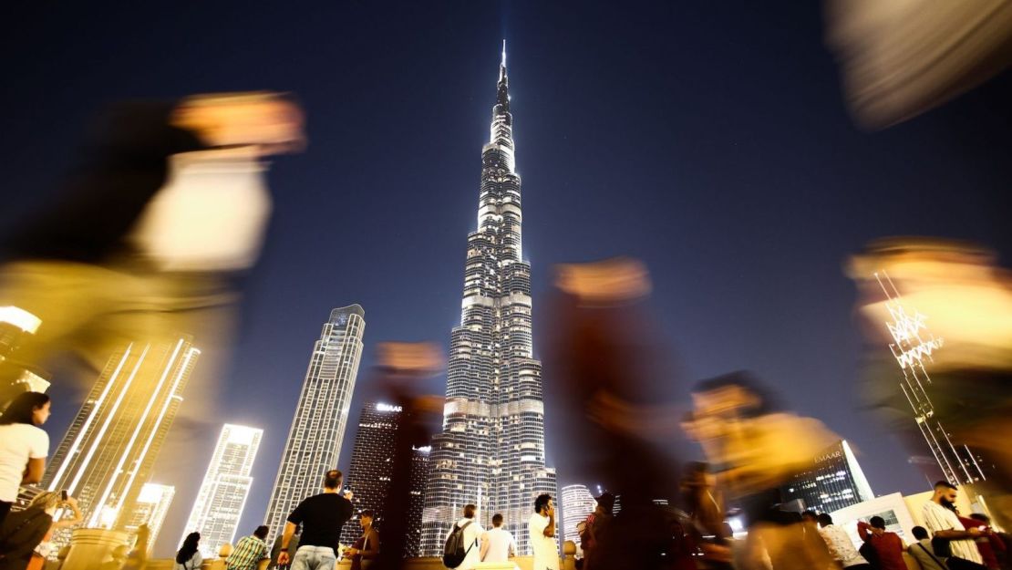 El Burj Khalifa ha sido el edificio más alto del mundo durante más de una década. El superrascacielos tiene 828 metros, más del doble de la altura del Empire State Building de Nueva York