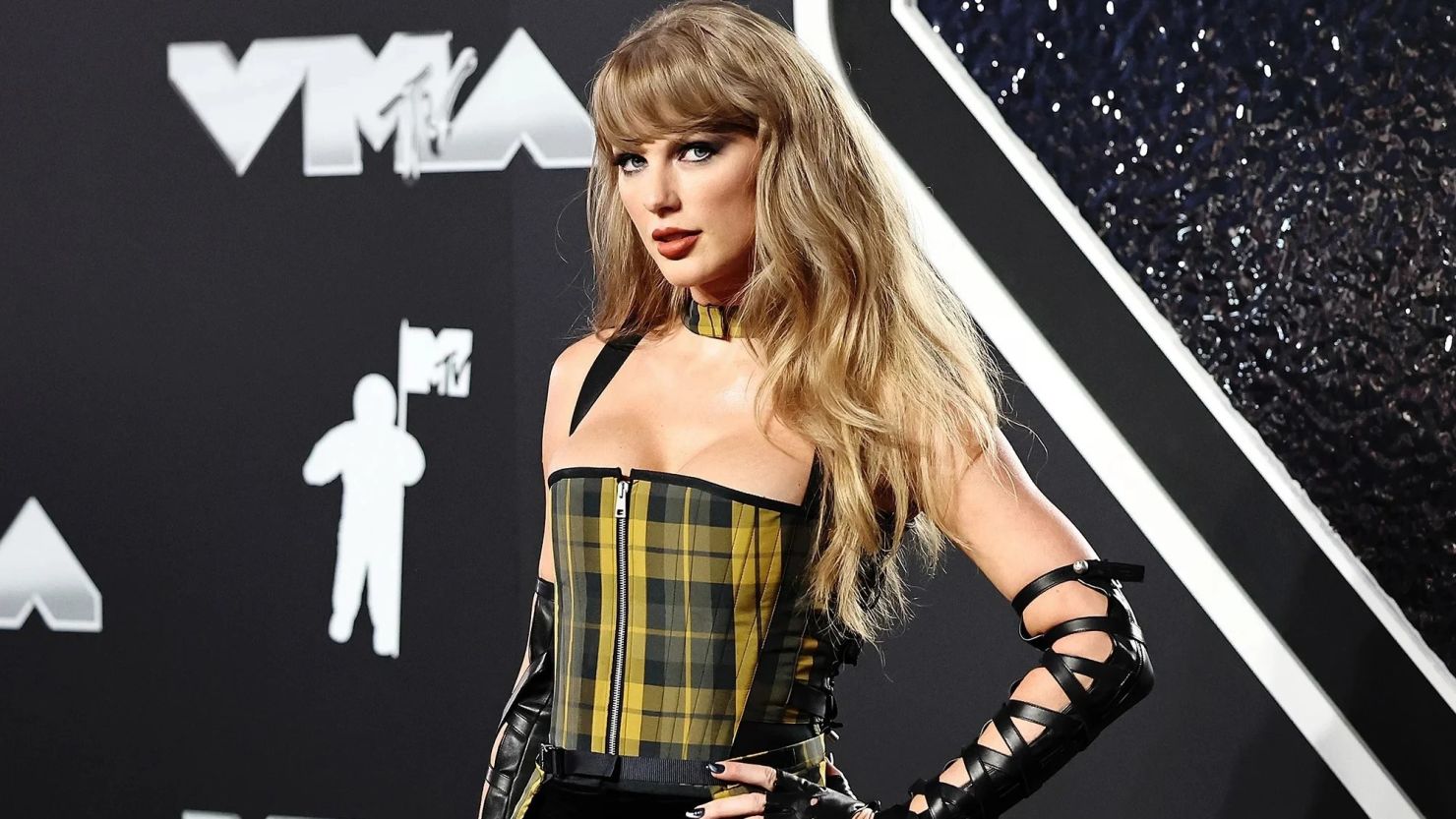 Taylor Swift asiste a los MTV Video Music Awards 2024 en el UBS Arena en Elmont, Nueva York, el 11 de septiembre de 2024. Crédito: Jamie McCarthy/WireImage/Getty Images.