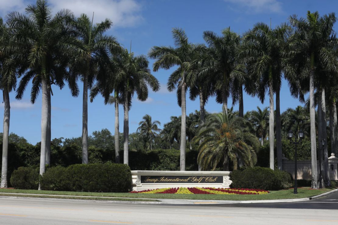 Una fotografía del Trump International Golf Club el 23 de marzo de 2023 en West Palm Beach, Florida.