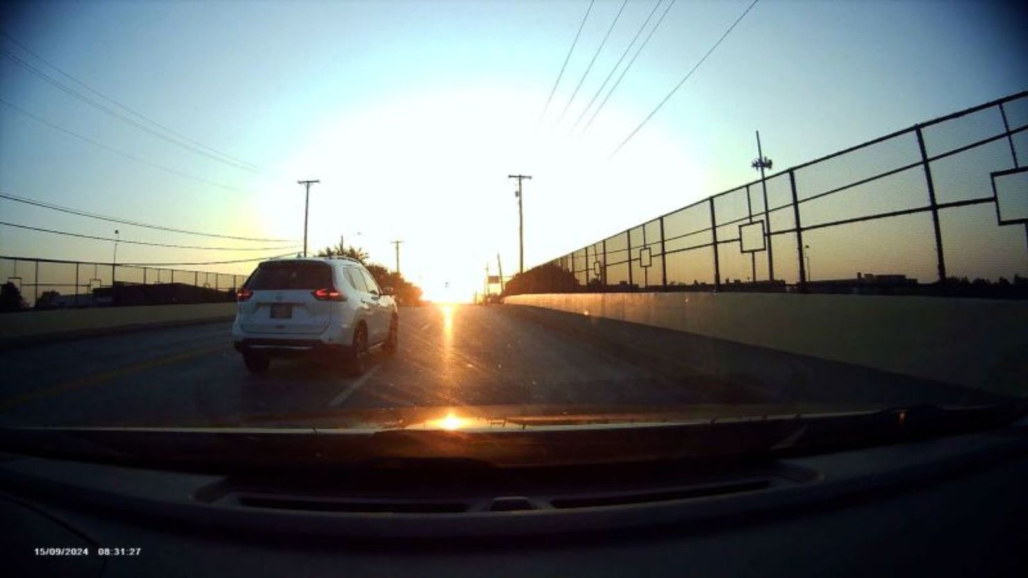 Una niña de 8 años de Ohio tomó el auto de su madre y fue vista conduciendo por toda la carretera rumbo a una tienda Target. Cortesía: Justin Kimery.