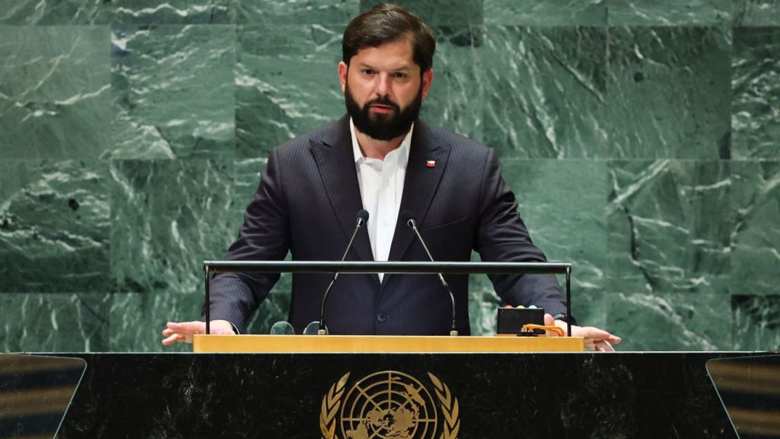 El presidente de Chile Gabriel Boric habla durante la Asamblea General de las Naciones Unidas (AGNU) en la sede de las Naciones Unidas el 24 de septiembre de 2024 en la ciudad de Nueva York. Crédito: Michael M. Santiago/Getty Images.