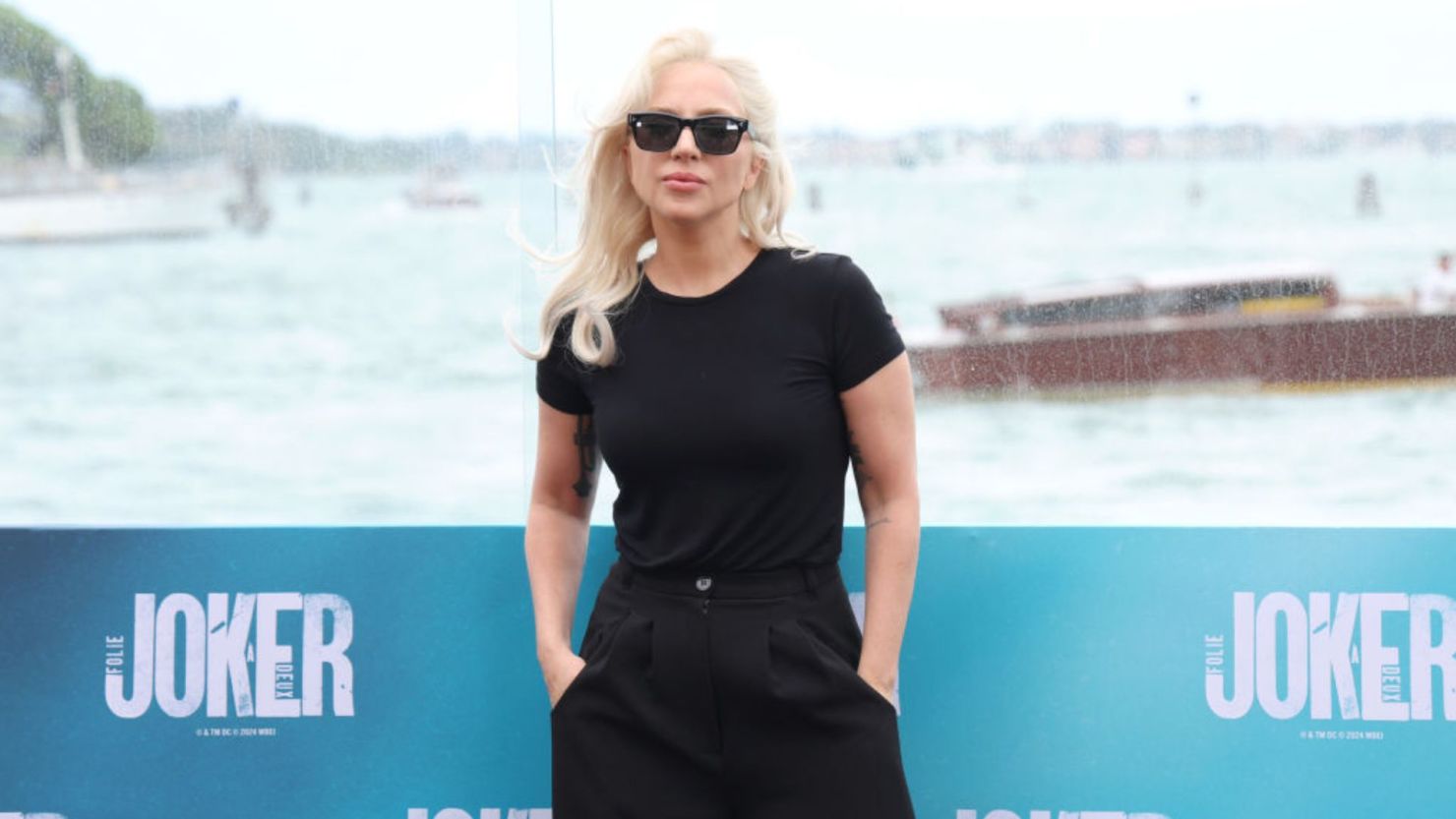 Lady Gaga asiste al photocall de "Joker: Folie À Deux" durante el 81º Festival Internacional de Cine de Venecia en el Hotel Cipriani el 5 de septiembre de 2024 en Venecia, Italia. Crédito: Vittorio Zunino Celotto/Getty Images.