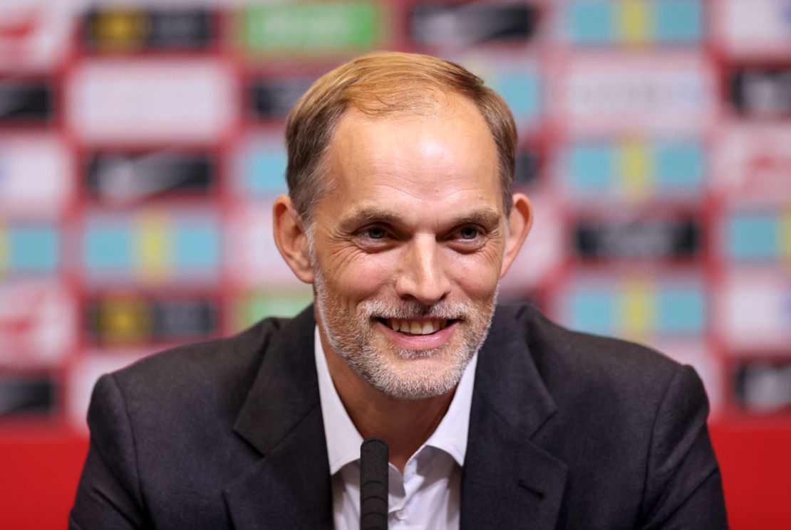 Thomas Tuchel habla con los medios durante una conferencia de prensa al ser anunciado como el nuevo entrenador de Inglaterra en el Estadio de Wembley el 16 de octubre de 2024 en Londres, Inglaterra.