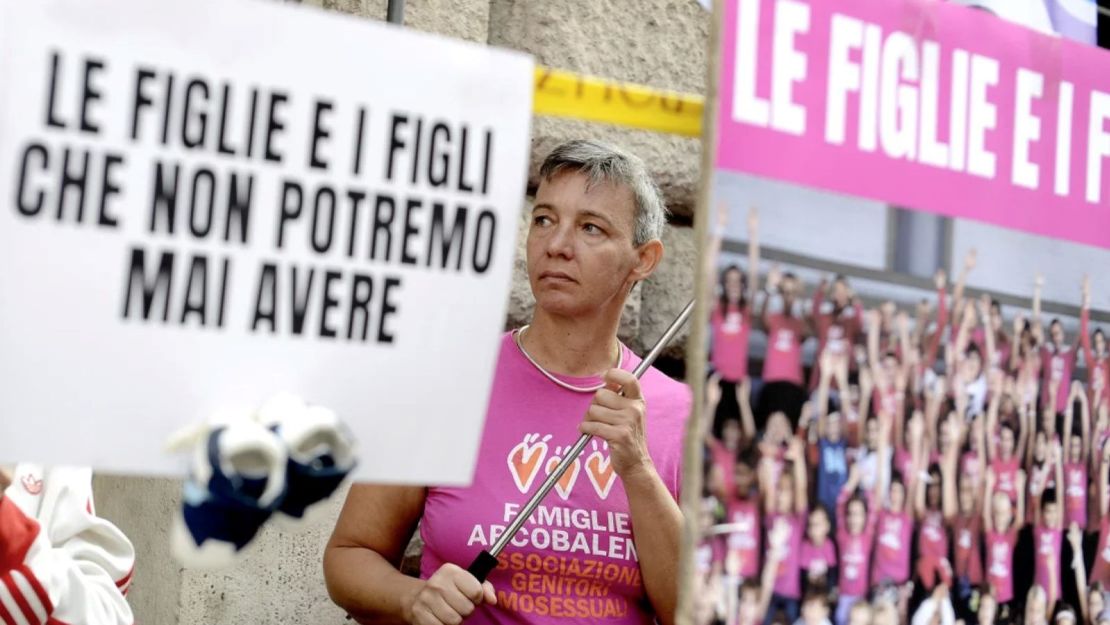 Personas se manifiestan cerca del Senado de Italia esta semana para oponerse a la nueva legislación del país. (Créditos: Simona Granati/Corbis/Getty Images).