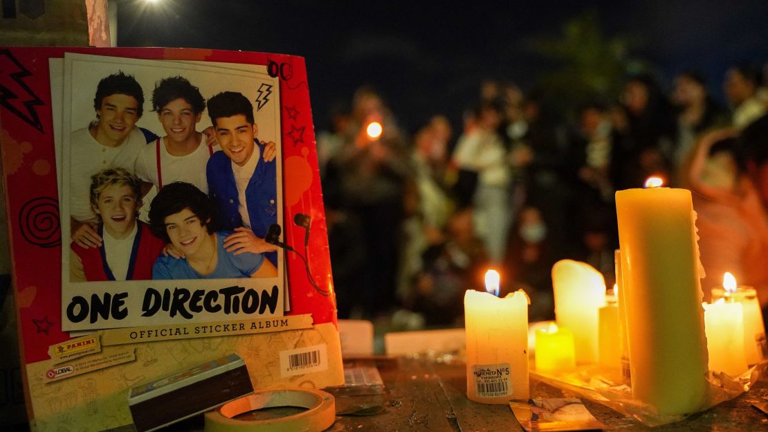 Altar en honor al cantante Liam Payne en Buenos Aires, Argentina