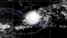 Vista satélite del huracán Oscar en la tarde del 20 de octubre de 2024. Crédito: NOAA