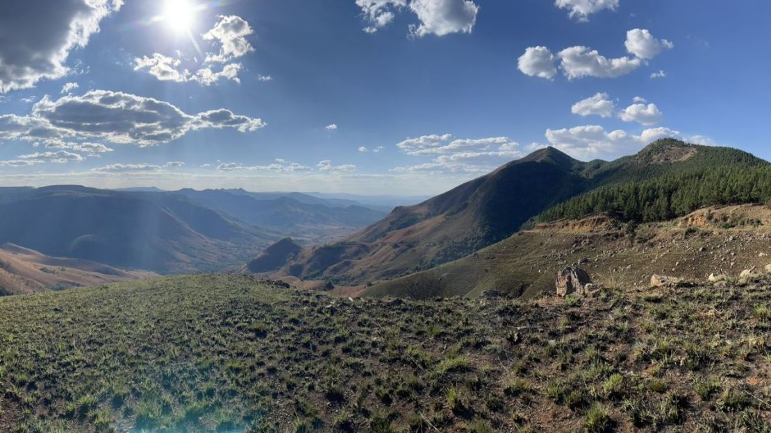 Drabon and his colleagues conducted their research in the Barberton-Makhonjwa Mountains in South Africa. Photo: Nadia Drabon/Harvard University.