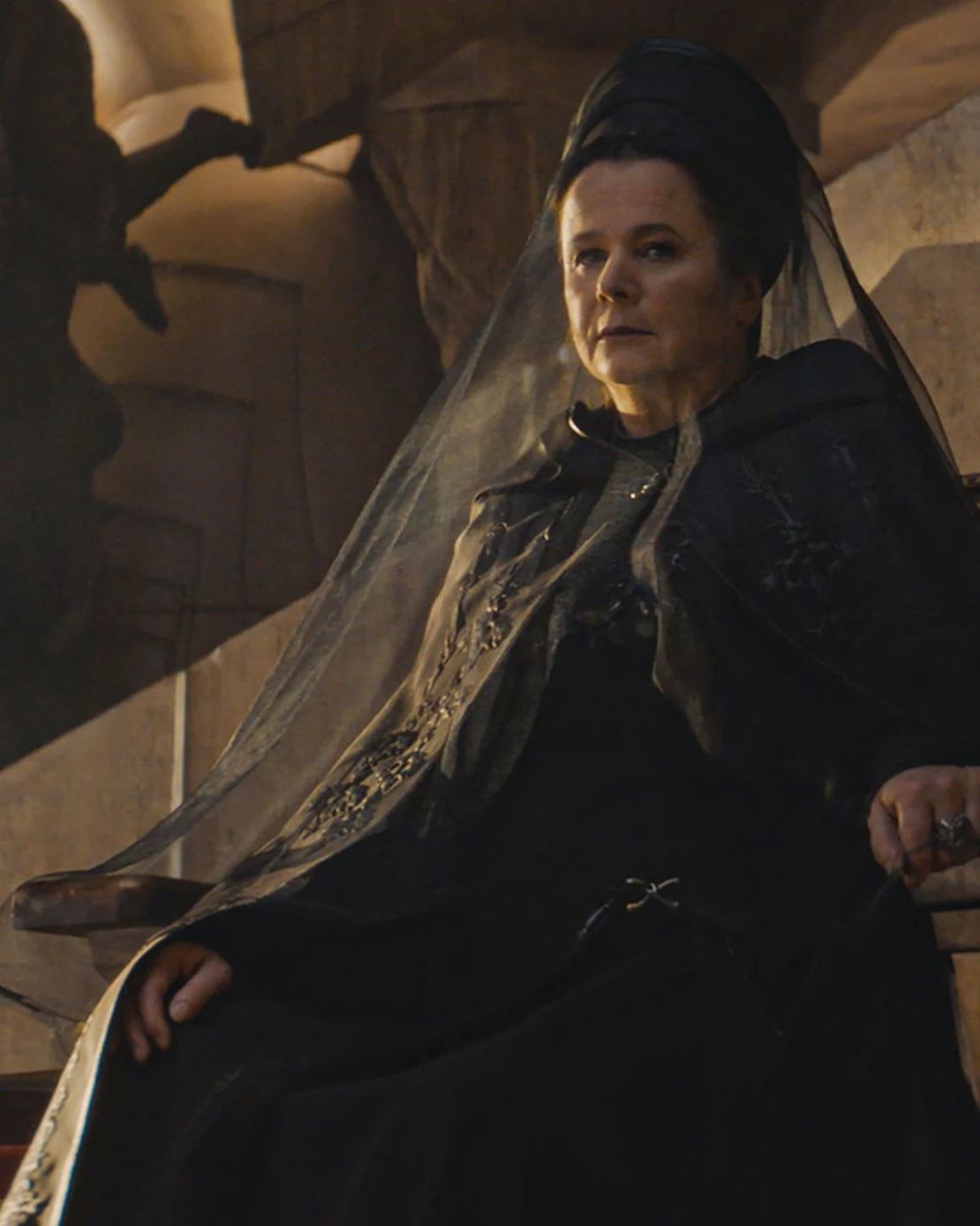 Emily Watson como la Madre Superiora Valya Harkonnen en "Dune Prophecy". Crédito: HBO.