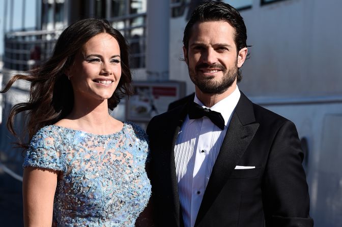 Hellqvist y el príncipe Carlos Felipe durante la ceremonia previa a su matrimonio de este sábado. Foto: Getty Images