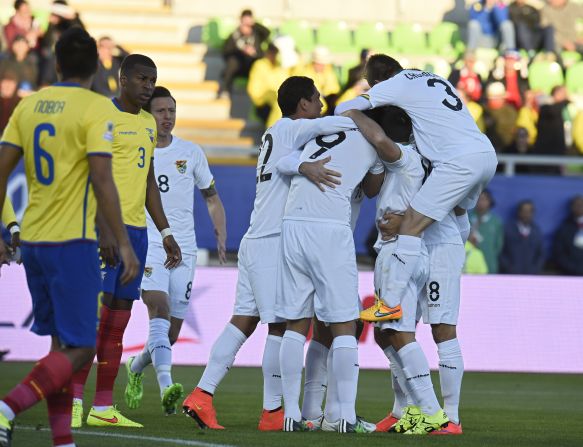 Bolivia perdió, empató y perdió un partido en la fase de grupos.