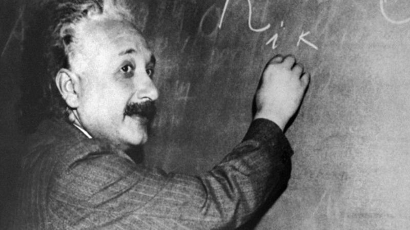 Cartas de Einstein son subastadas en más de 420.000 dólares | CNN