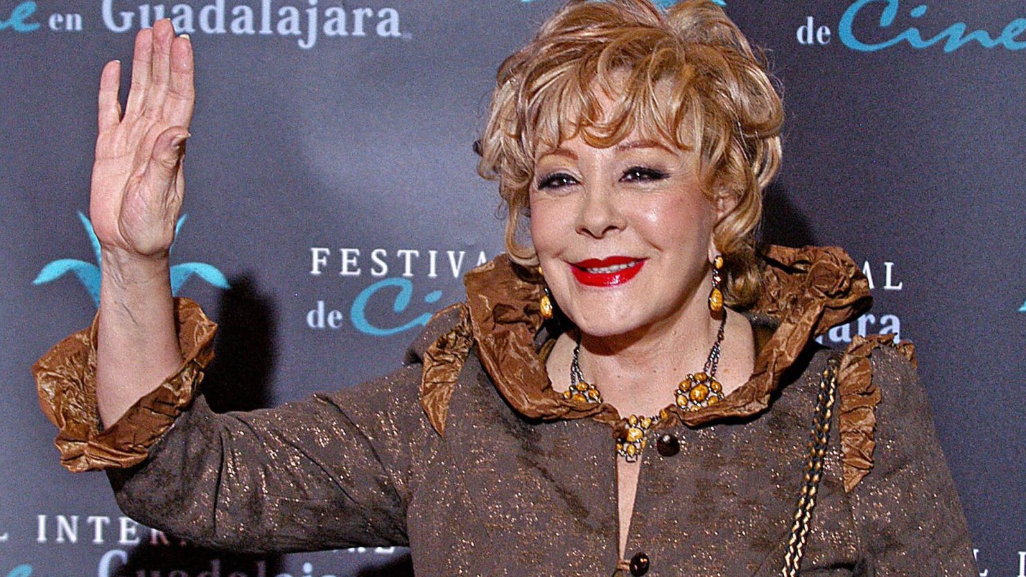 cnne 1788253 silvia pinal gettyimages 57178626 - Muere la diva del cine mexicano, Silvia Pinal
