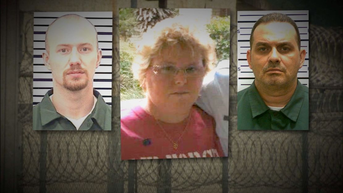 Richard Matt y a David Sweat, quienes salieron de prisión ayudados por Joyce Mitchell (Policía de Nueva York/Facebook).