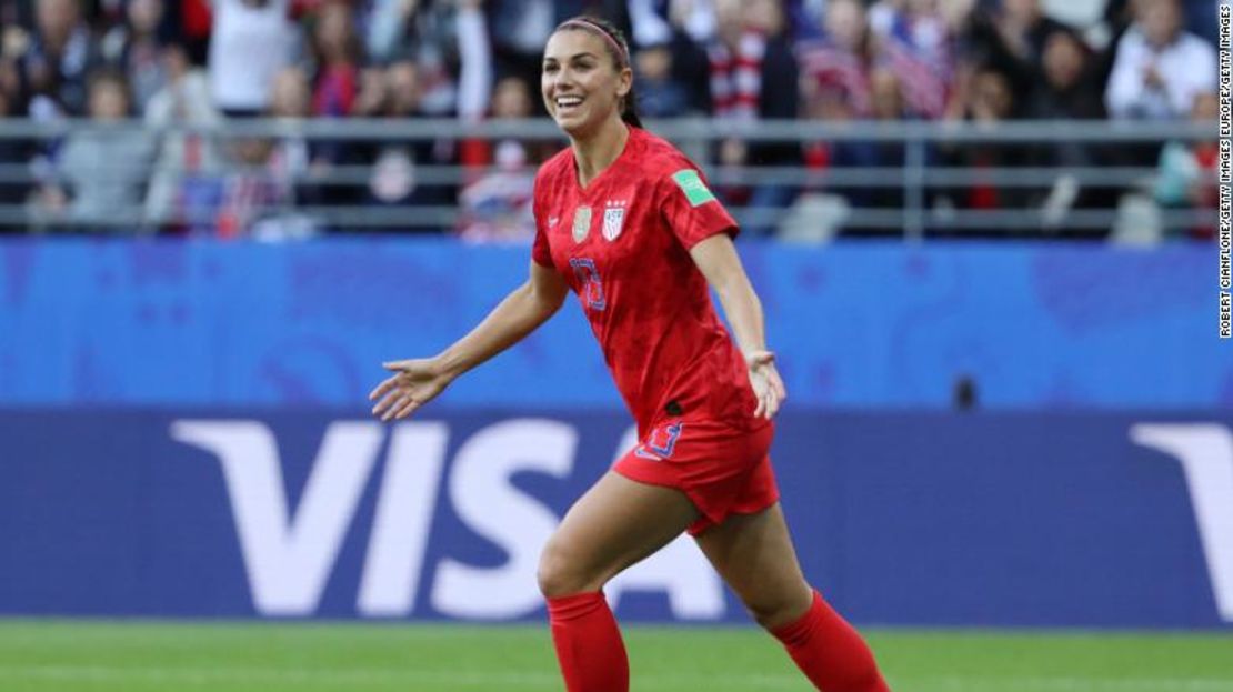 Alex Morgan anotó el gol inicial.