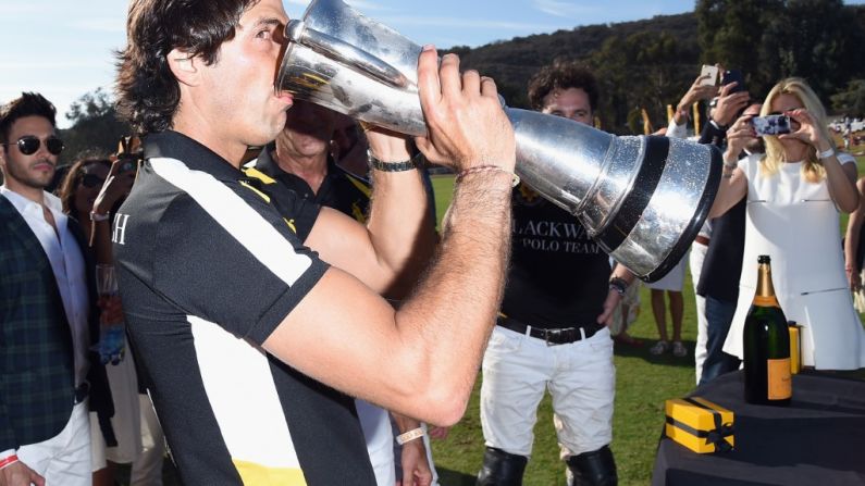 Él sigue siendo parte de los mejores 100 jugadores del mundo, y ha disfrutado de todo tipo de éxitos en el campo de polo. Aquí celebra en el quinto torneo anual Veuve Clicquot Polo Classic en el Will Rogers State Historic Park, California, el año pasado.