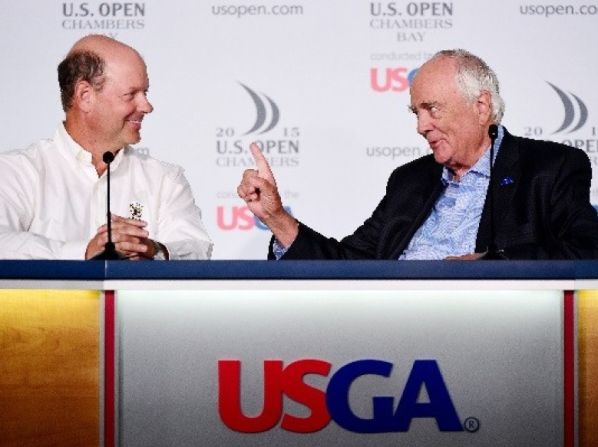 USGA: El US Open, que se llevó a cabo en junio pasado en Washington, fue zona libre de Periscope. En este torneo se hizo una prueba del auto control de los espectadores permitiendo que por primera vez se tuviera la posibilidad de usar teléfonos inteligentes y acceso a internet Wi-Fi. Pero los organizadores alertaron que cualquiera que intentara usar Periscope durante el torneo sería expulsado del evento.