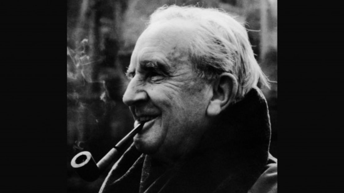 J.R.R. Tolkien basó parte de El Señor de los Anillos en sus experiencias durante la Primera Guerra Mundial.