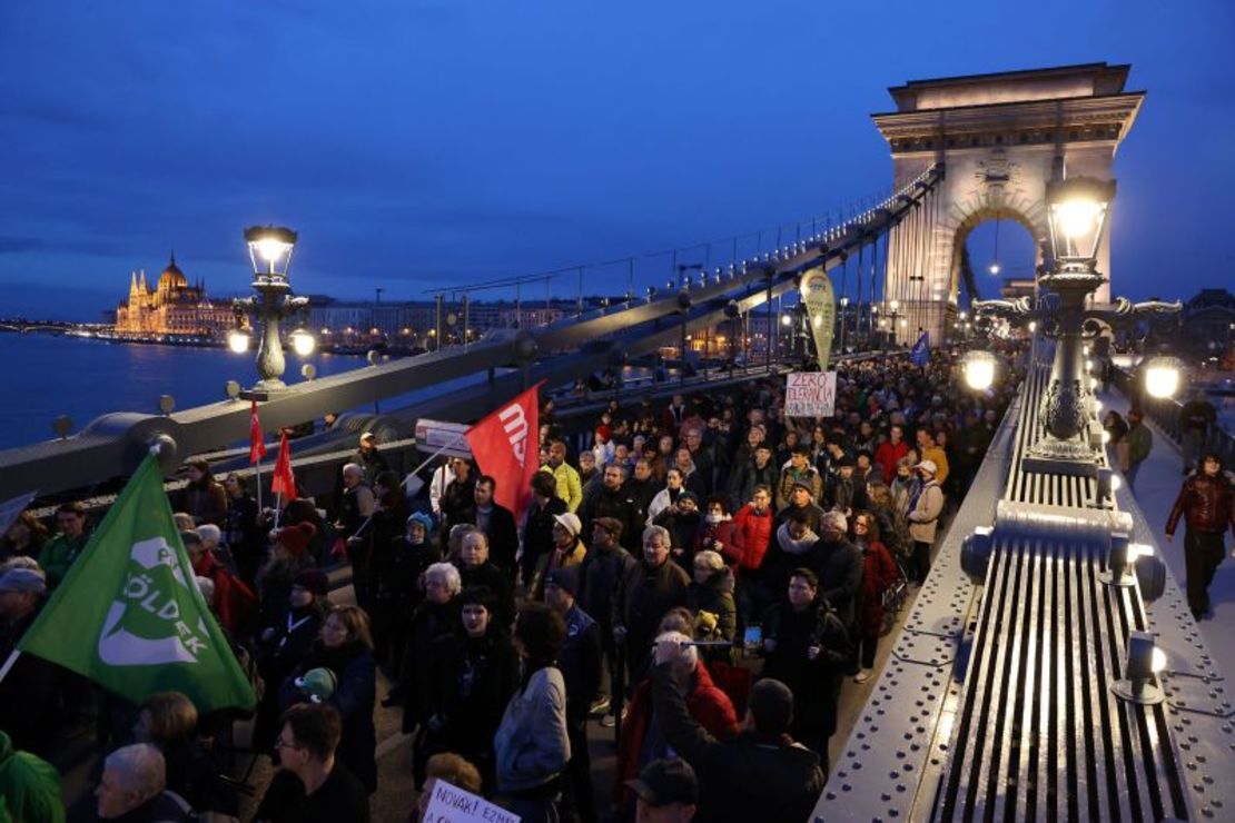 Los manifestantes salieron a las calles en Hungría esta semana. Bernadett Szabo/Reuters