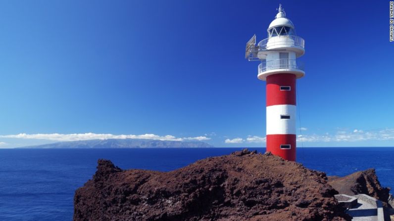 Malpaís de la Rasca: el faro de Malpaís de la Rasca está ubicado en la punta suroeste de Tenerife.