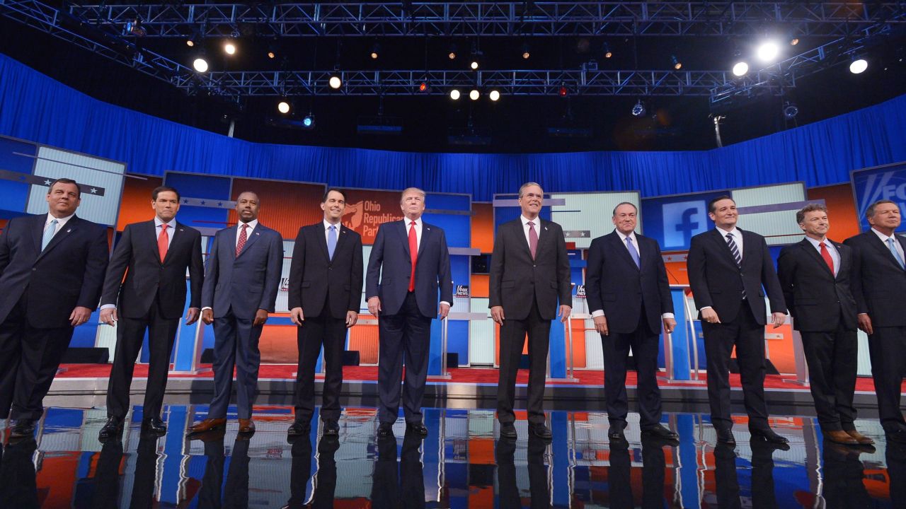 Los principales candidatos republicanos en el debate que se realizó en el Quicken Loans Arena de Cleveland, Ohio.