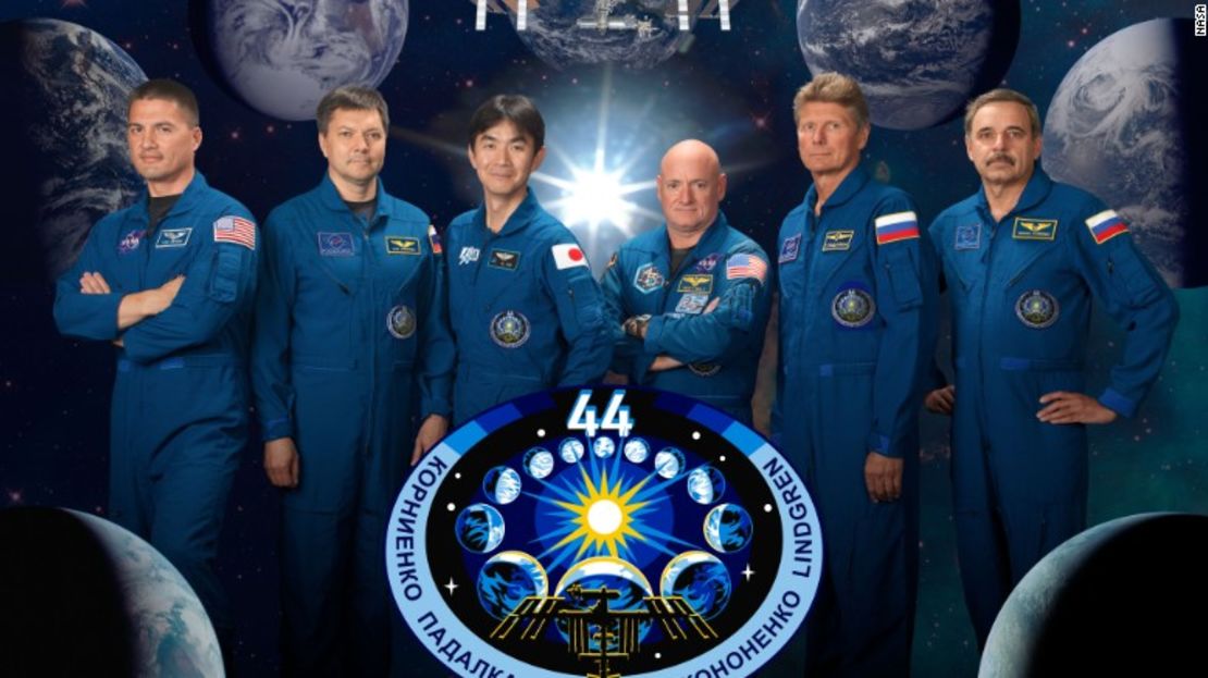 Misión espacial, de izquierda a derecha: Kjell Lindgren, Oleg Kononenko, Kimiya Yui, Scott Kelly, Gennady Padalka y Mikhail Kornienko.