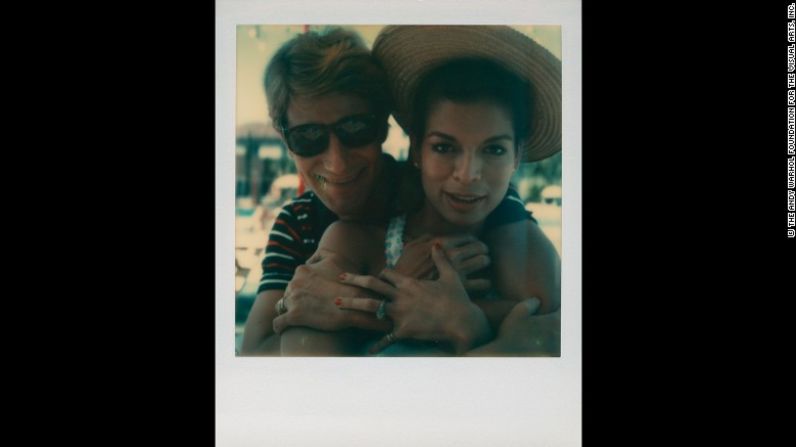 Yves Saint Laurent y Bianca Jagger, Venecia.