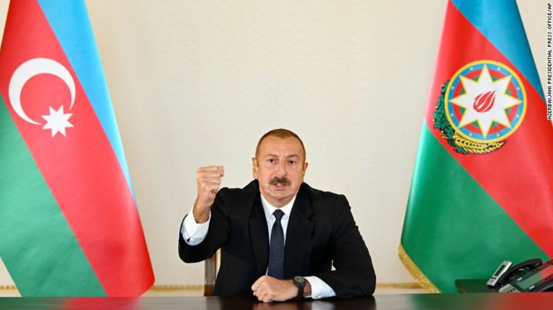 El presidente de Azerbaiyán, Ilham Aliyev, habla a la nación desde la capital, Baku.