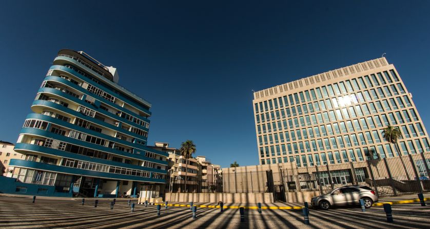 El embajada de Estados Unidos desde el malecón de La Habana el 7 de agosto de 2015. Este 14 de agosto se reabrirá la embajada estadounidense en tierras cubanas que cerró hace 54 años.