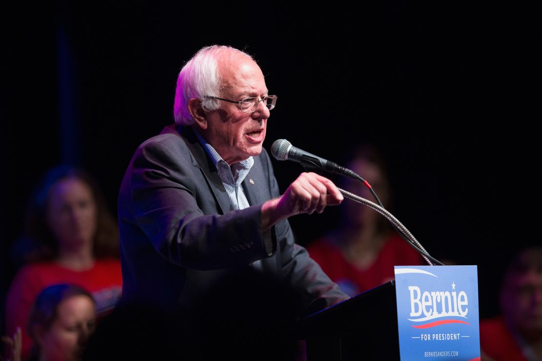 El demócrata Bernie Sanders también aspiraría a la elección presidencial por ese partido.