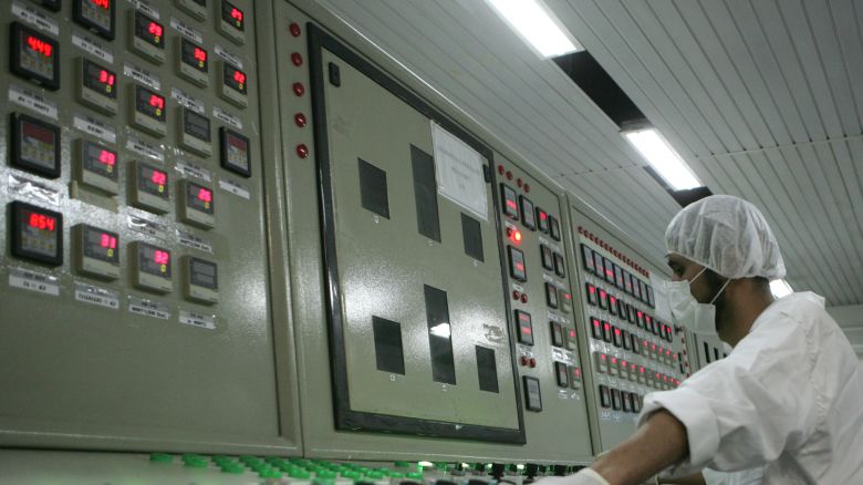 La mitad de los estadounidenses encuestados dijeron que apoyaban un acuerdo que pudiera aliviar algunas de las sanciones económicas contra Irán a cambio de restricciones importantes sobre el programa nuclear  y mayores inspecciones internacionales  (AFP/Getty Images/Archivo).
