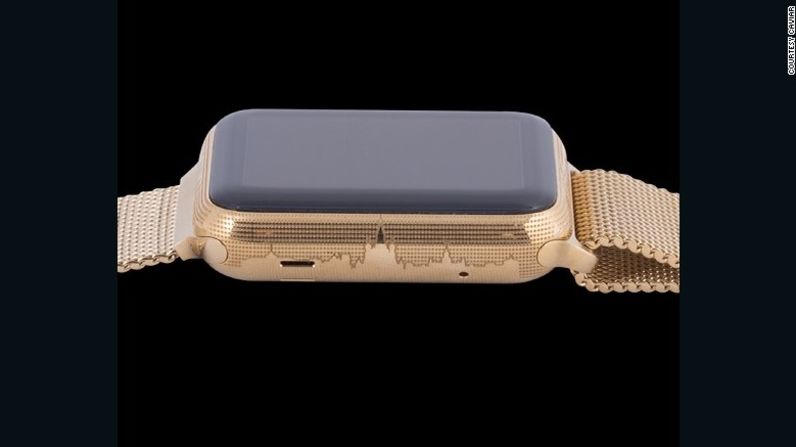 En el lado opuesto, la funda muestra el horizonte del Moscú moderno, y la "corona digital" (el botón de control del Apple Watch) representa el escudo de armas de Rusia.