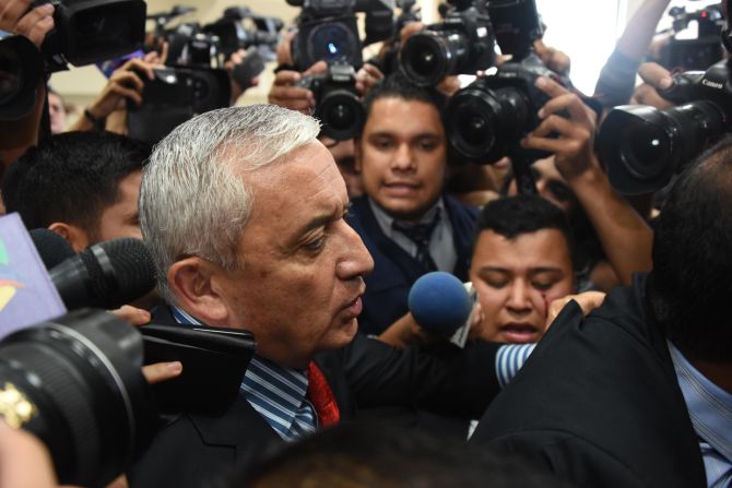 Otto Pérez Molina a su llegada a tribunales este jueves.