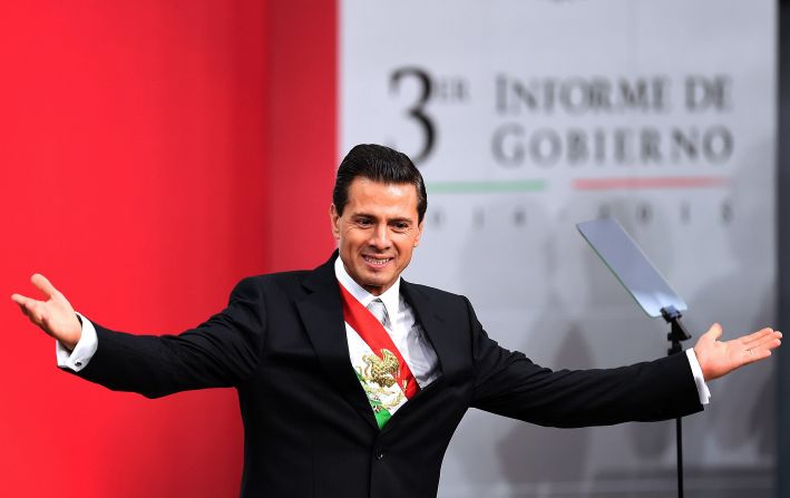 En su Tercer Informe de Gobierno, el presidente Enrique Peña Nieto reconoció que hechos como el caso Ayotzinapa, la fuga de Joaquín el Chapo Guzmán y los señalamientos de presunto conflicto de interés de él y su círculo cercano han "lastimado" a los mexicanos.