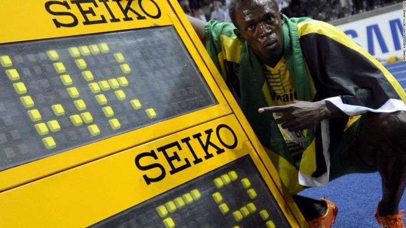 Beijing, 2008 — Las primeras Olimpiadas de China giraron en torno a Usain Bolt. El velocista jamaiquino asombró al mundo, al establecer récords en tanto los 100 m como los 200 m de camino a llevarse medallas de oro, antes de agregar el título de relevos 4x100 m a su haber. Cuatro años más tarde en Londres, Bolt completó el "Doble triple" al llevarse las tres medallas de oro nuevamente.